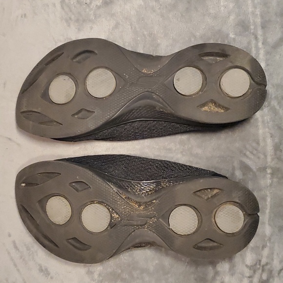 Skechers GoWalk 4 Performance Slip Ons - Picture 2 of 6